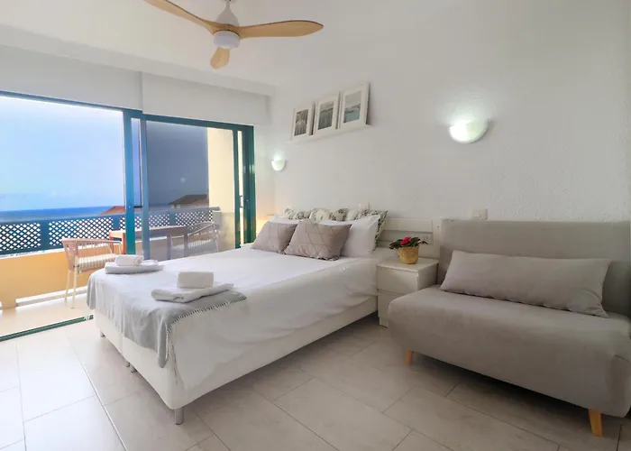 Sun-sea * Puerto de la Cruz (Tenerife)